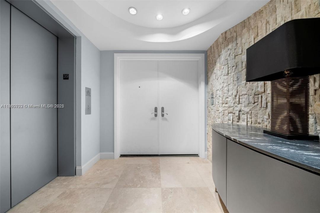 17001 Collins Ave 3904, Sunny Isles Beach, פלורידה 33160, ארצות הברית של אמריקה