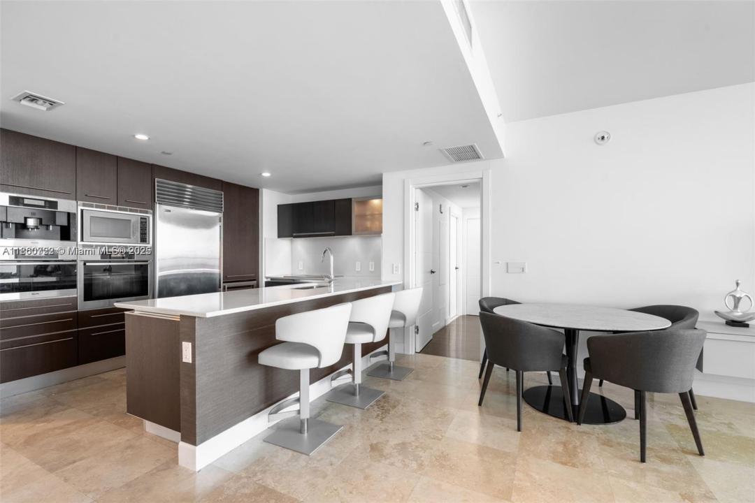17001 Collins Ave 3904, Sunny Isles Beach, פלורידה 33160, ארצות הברית של אמריקה