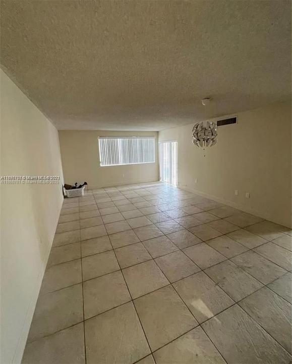 460 W Park Dr 202, Miami, Florida 33172, Estados Unidos