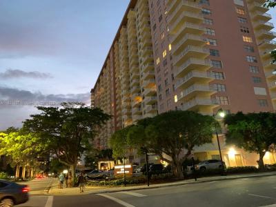 251 174th St 1904, Sunny Isles Beach, Florida 33160, USA