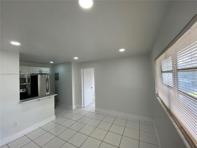310 NE 82nd St 8, Miami, Florida 33138, USA