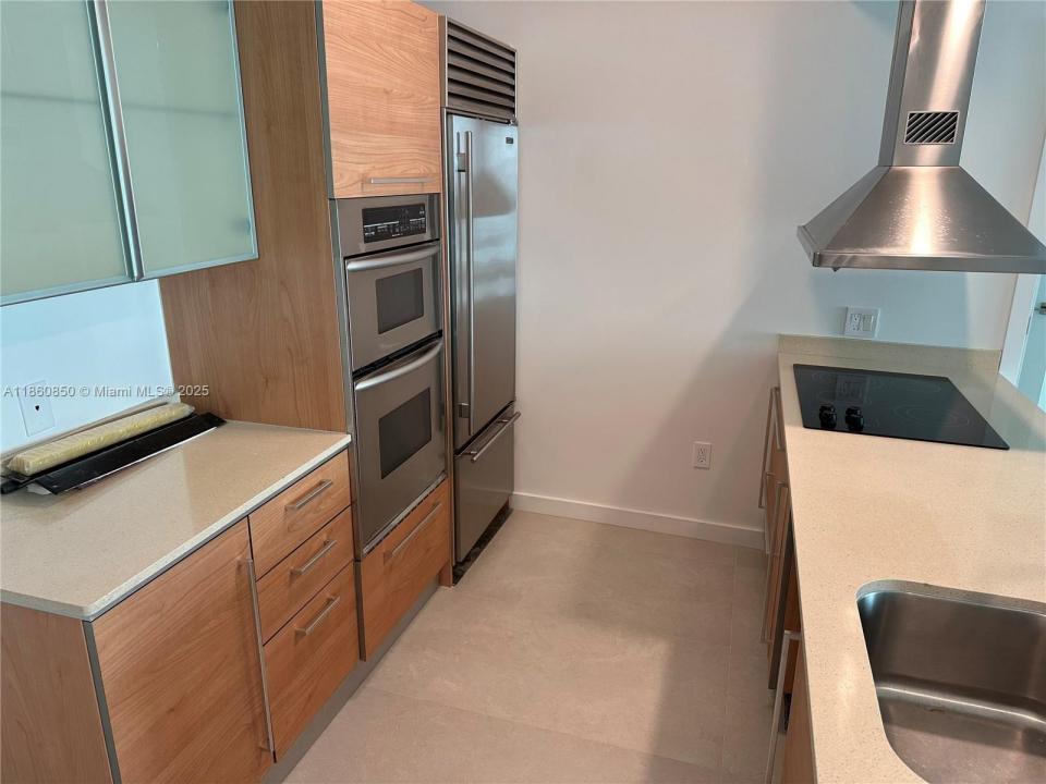 218 SE 14th St 1508, Miami, Florida 33131, Estados Unidos