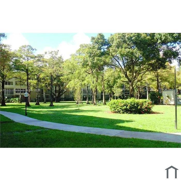 2998 NW 48th Ter 326, Lauderdale Lakes, Florida 33313, Estados Unidos