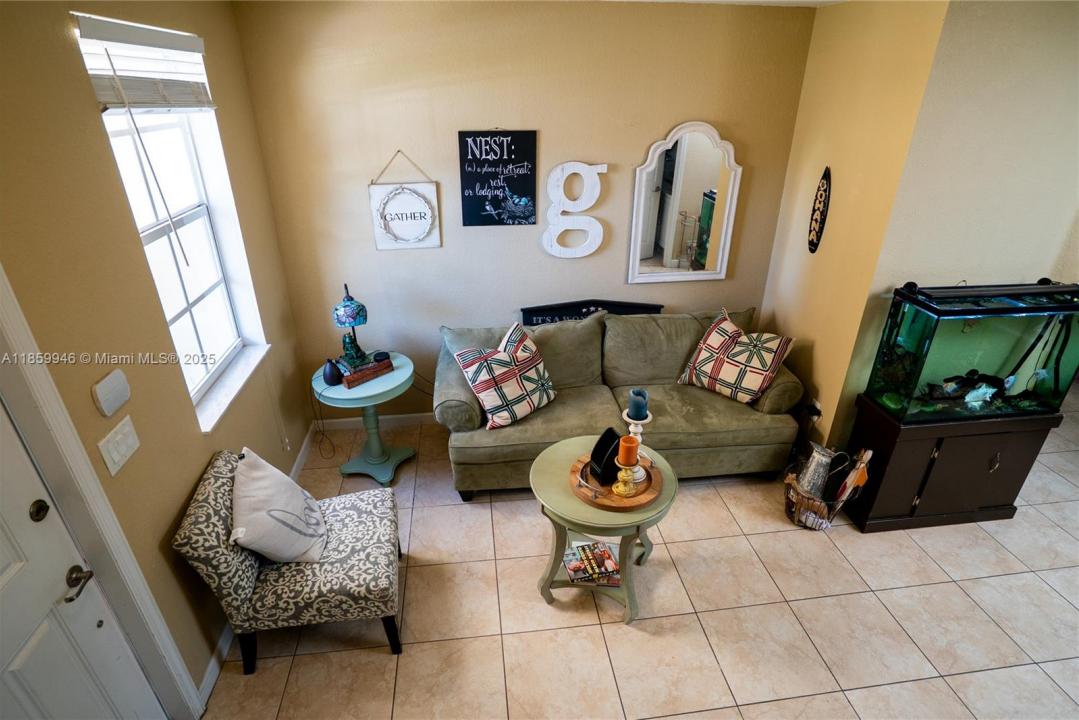 9239 SW 227th 12, Cutler Bay, Florida 33190, HOA KỲ