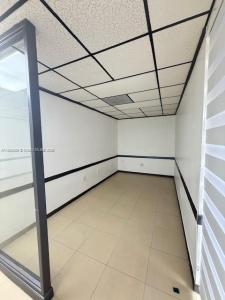 Hialeah, Florida 33016, USA