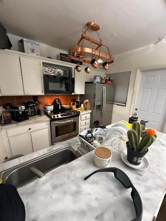 600 Minola Dr, Miami Springs, Флорида 33166, Соединенные Штаты