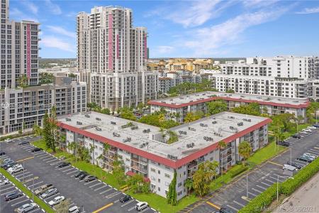 8101 SW 72nd Ave 311, Miami, Florida 33143, USA