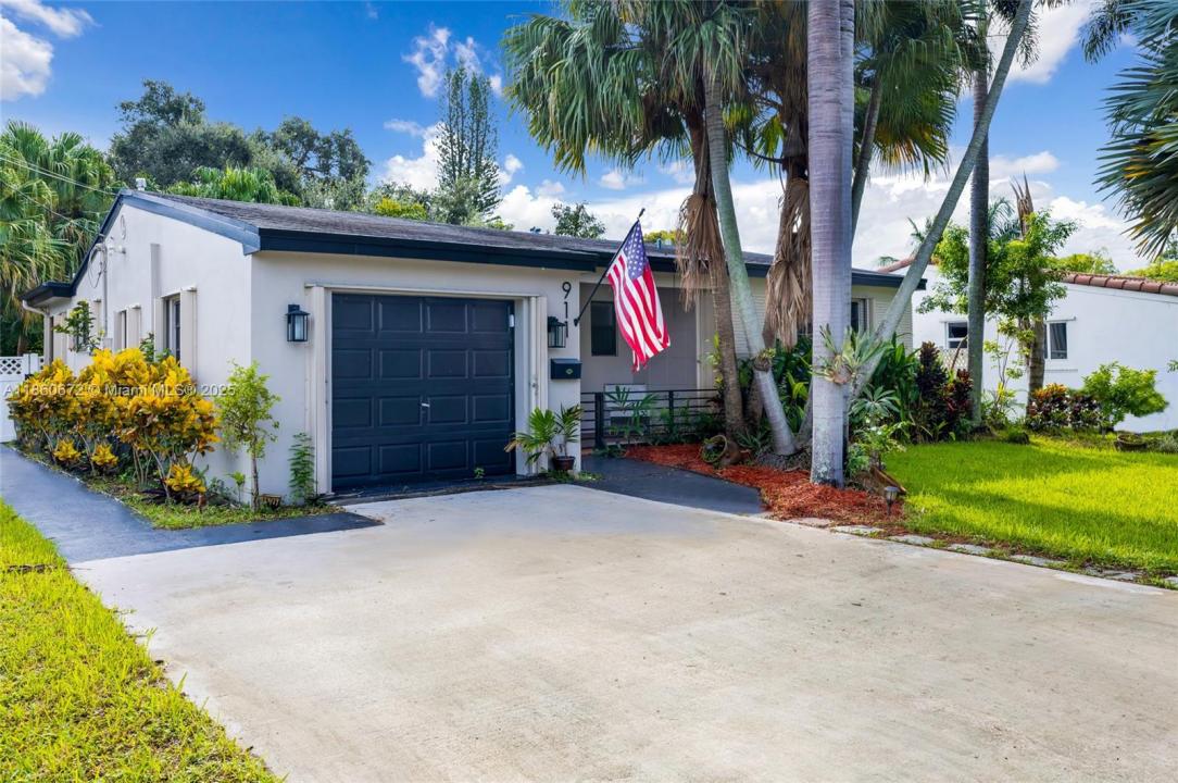 911 N Park Rd, Hollywood, Florida 33021, USA