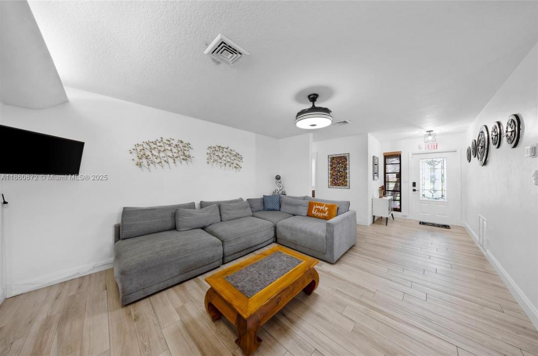 911 N Park Rd, Hollywood, Florida 33021, USA