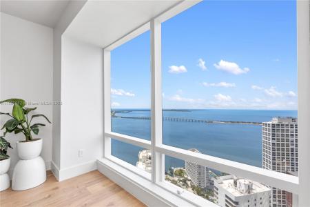 1425 Brickell Ave 41A, Miami, Florida 33131, USA