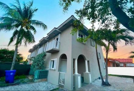 1100 NW 26th St 2, Miami, Florida 33127, USA
