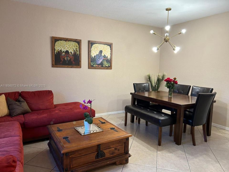 5761 NW 115th Ct 109, Doral, Florida 33178, USA
