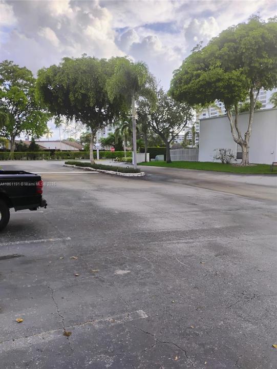 612 NE 27th Ave, Hallandale Beach, Floride 33009, États-Unis