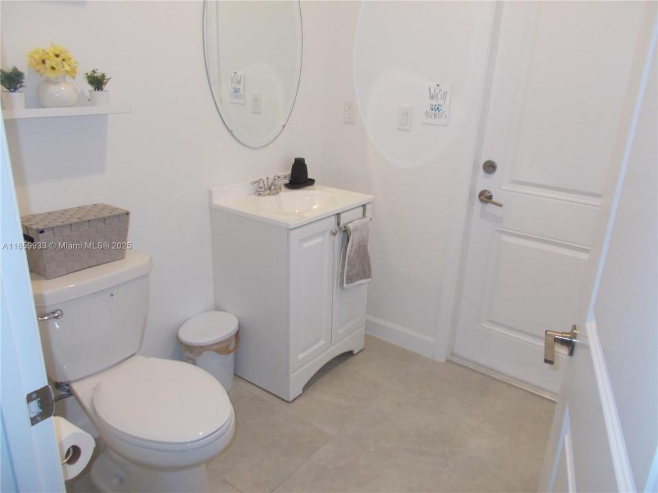 879 SE 26th Ter, Homestead, Florida 33035