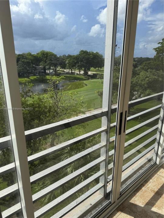 1811 Sabal Palm Dr 403, Davie, Flórida 33324, Estados Unidos
