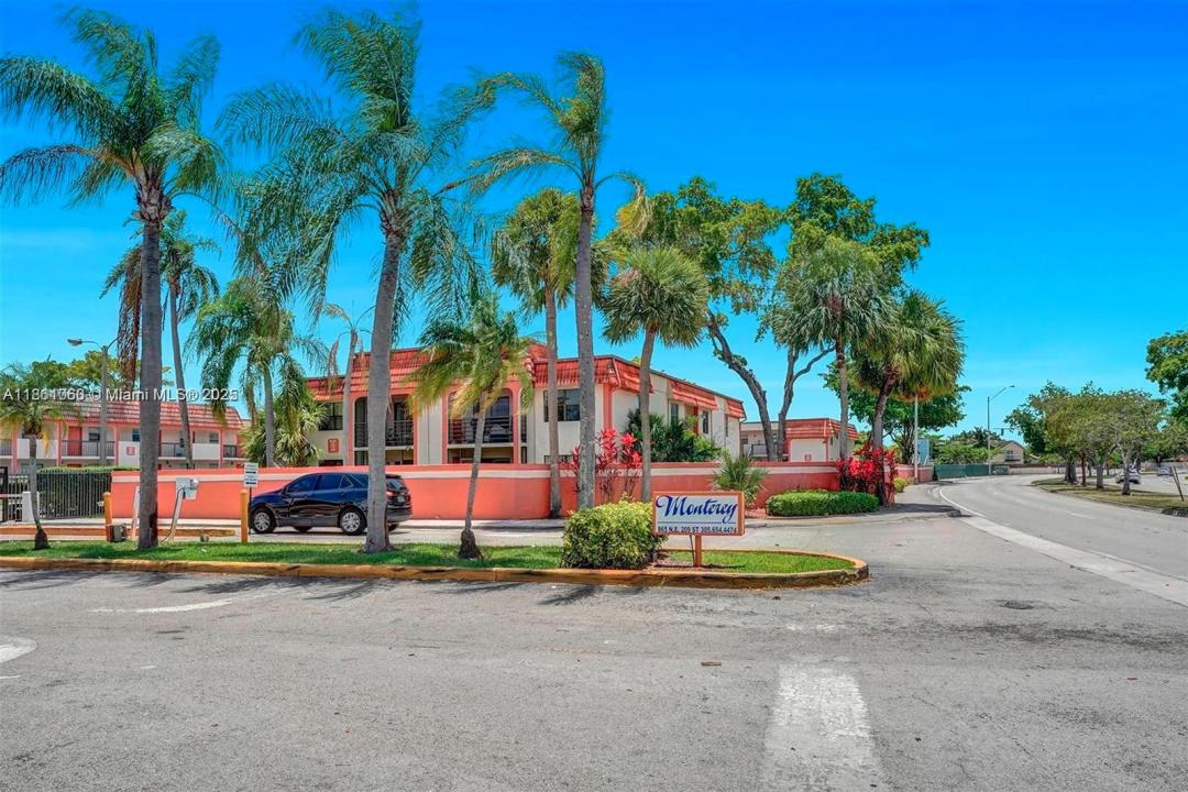 842 NE 209th St 201, Miami, 플로리다 33179, 미국