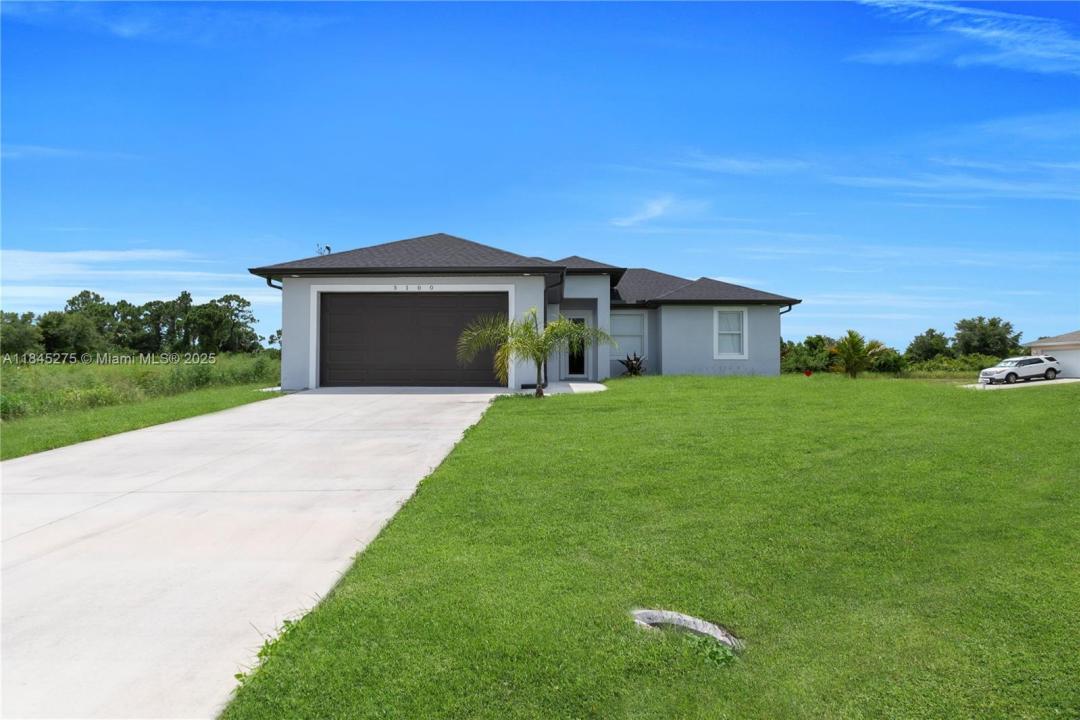 3100 Flora AVE S, Lehigh Acres, Floride 33976, États-Unis