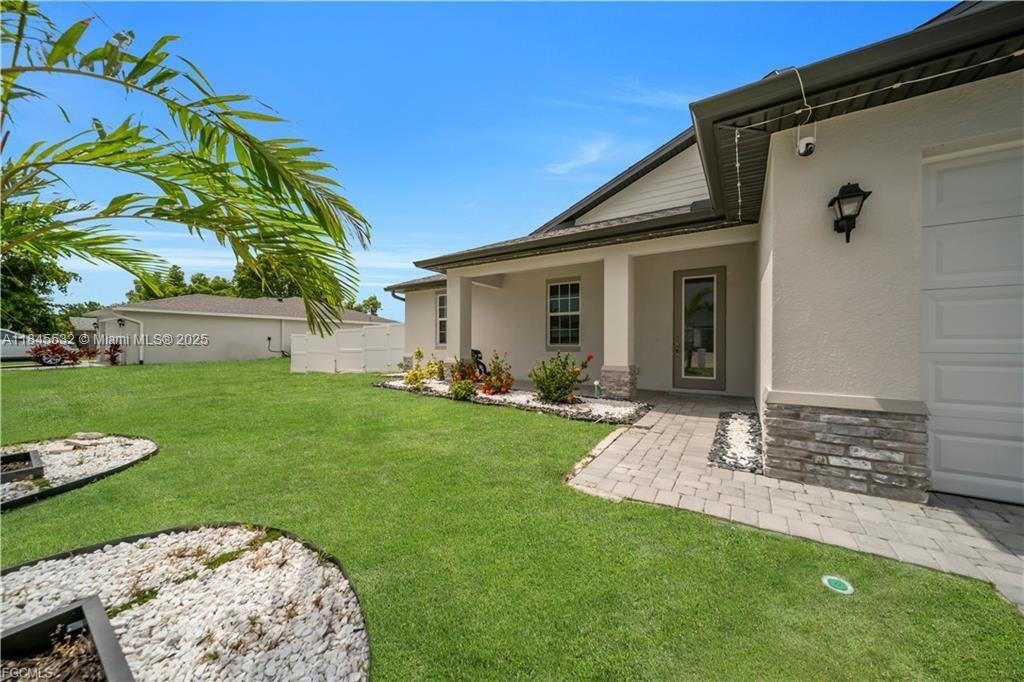 1421 SW 13th TER, Cape Coral, Floride 33991, États-Unis