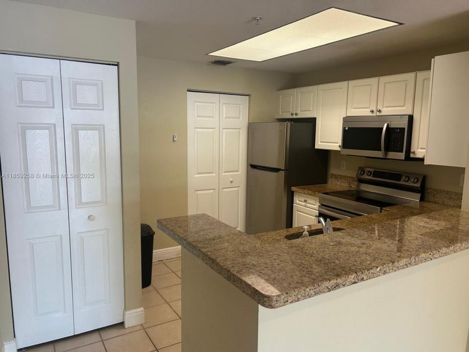 2809 Amalei Dr 102, Palm Beach Gardens, Florida 33410, Estados Unidos
