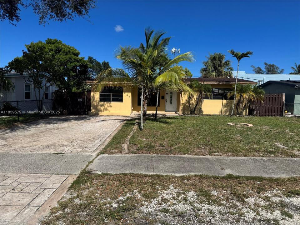 524 SW 22nd Ave, Fort Lauderdale, Florida 33312, USA