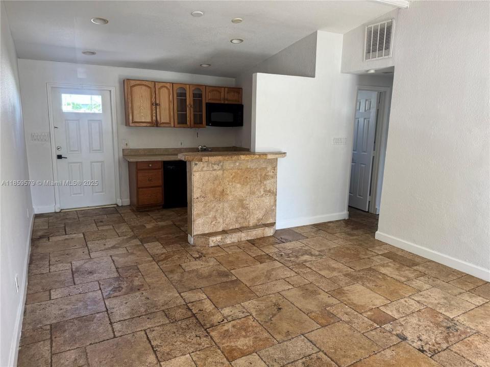 524 SW 22nd Ave, Fort Lauderdale, Florida 33312, USA