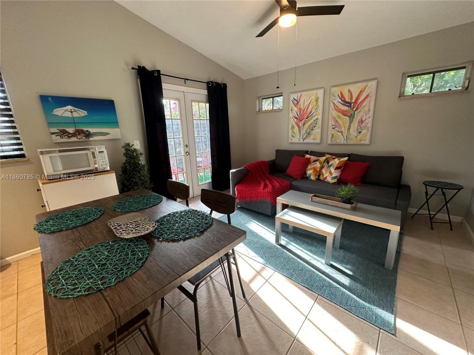 417 32nd St 4, West Palm Beach, Flórida 33407, Estados Unidos