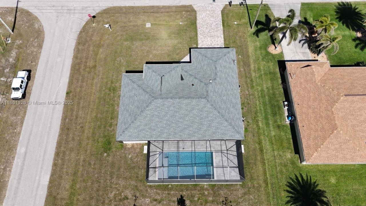 2153 NW 18, Cape Coral, Floryda 33993, USA