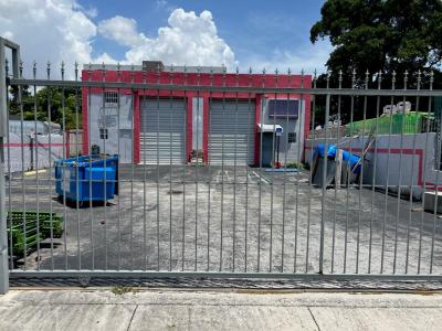 2529 NW 23rd St, Miami, Florida 33142, USA