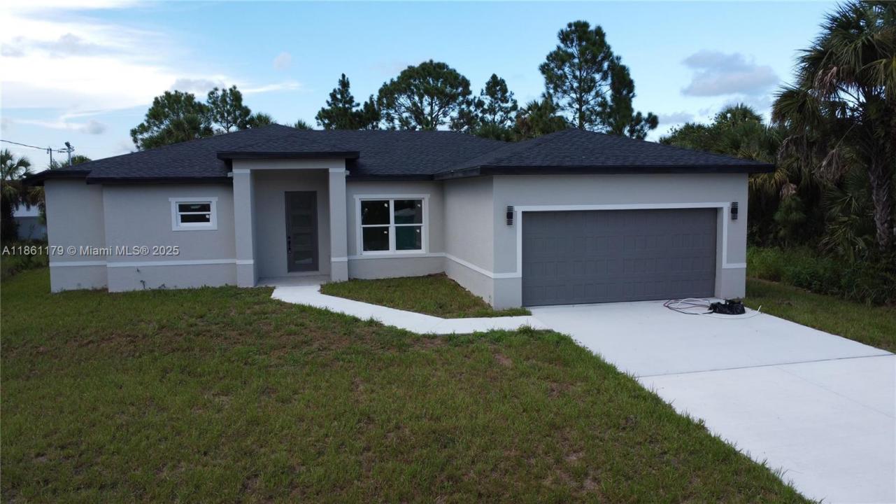 557 Macon ST SW, Palm Bay, Флорида 32908, Соединенные Штаты