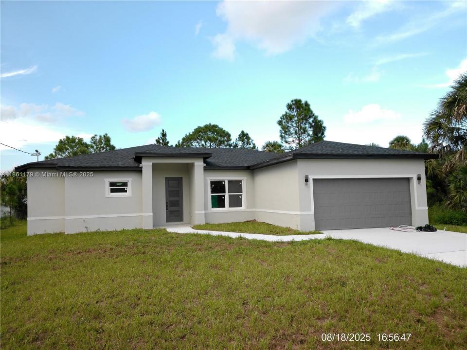 557 Macon ST SW, Palm Bay, Флорида 32908, Соединенные Штаты