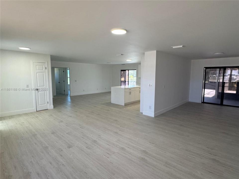 2642 SE Emmett Rd, Port St. Lucie, Florida 34952