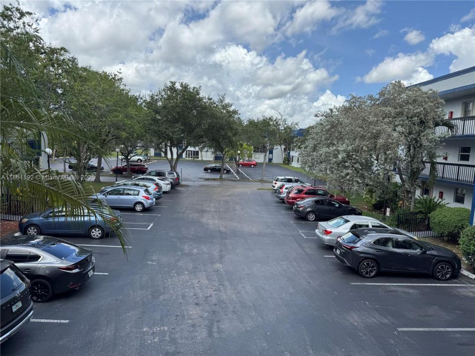 3090 Holiday Springs Blvd 206, Margate, Floride 33063, États-Unis