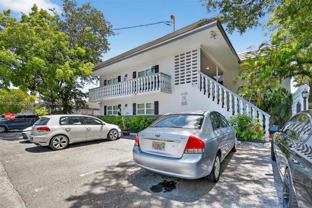 13335 Arch Creek Rd 6, North Miami, فلوريدا 33181, الولايات المتحدة