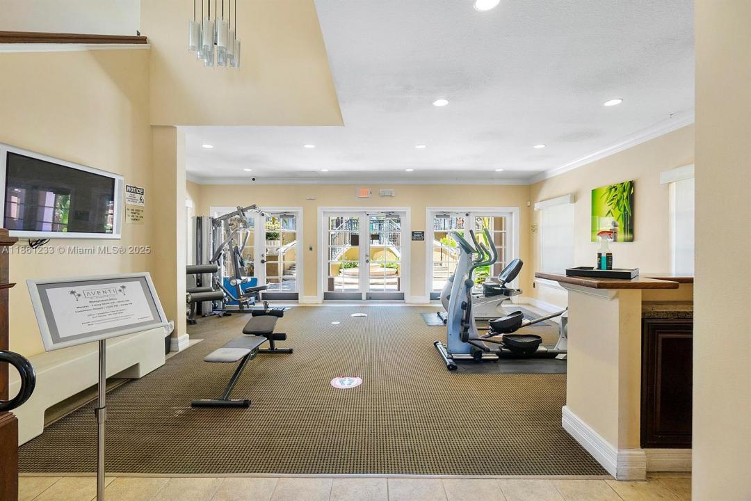2861 NE 185th St 302, Aventura, Flórida 33180, Estados Unidos
