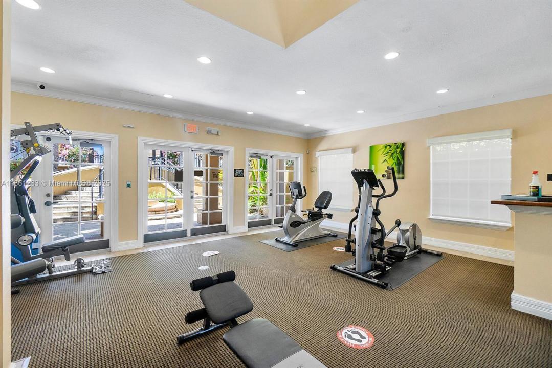 2861 NE 185th St 302, Aventura, Flórida 33180, Estados Unidos