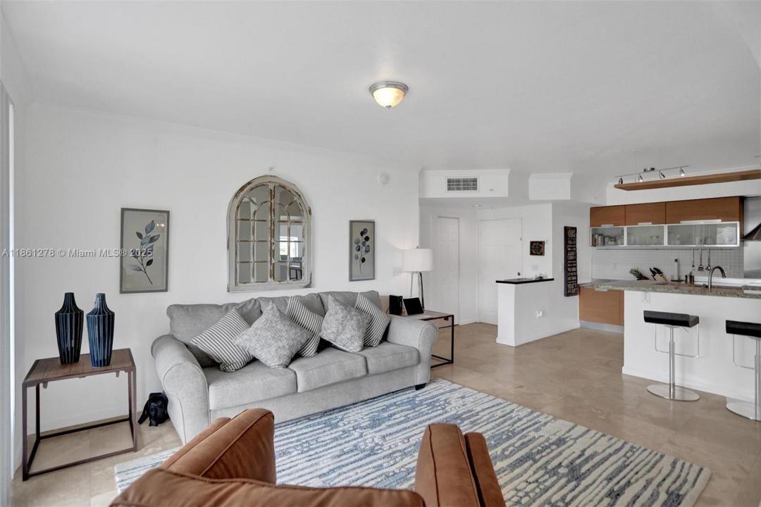17100 N Bay Rd 1501, Sunny Isles Beach, 佛羅里達州 33160, 美國
