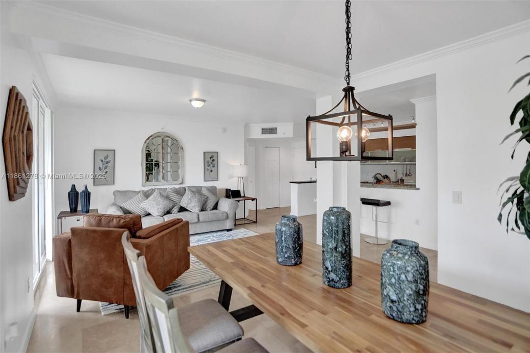 17100 N Bay Rd 1501, Sunny Isles Beach, 佛羅里達州 33160, 美國