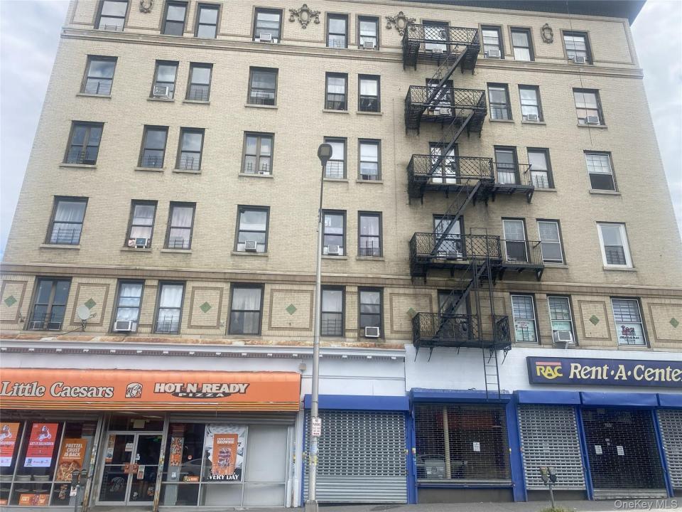 490 Broadway S, Yonkers, ניו יורק 10705, ארצות הברית של אמריקה 