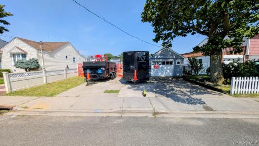 121 Garfield Street, Hempstead, New York 11520, USA