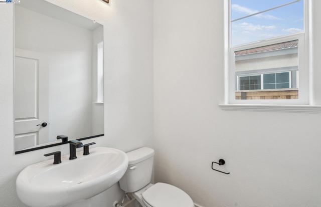 E Gobind Blvd, Mountain House, California 95391