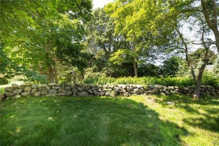 4 Quail Run, Westerly, RI 02891, USA