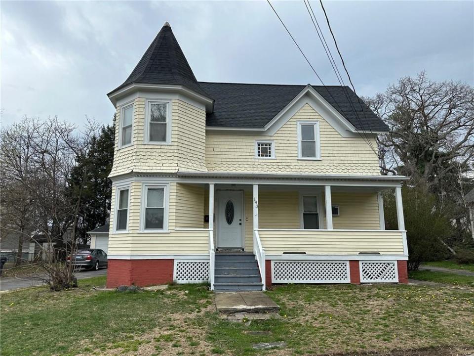 143 Blackamore Avenue 2, Cranston, Rhode Island 02910