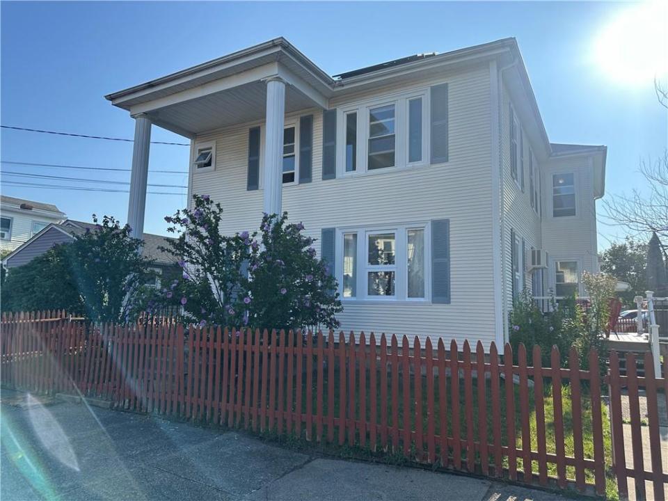 357 Grand Avenue, Pawtucket, Rhode Island 02861, Estados Unidos