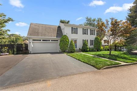 8 Mckay Court, Warwick, Rhode Island 02889, États-Unis