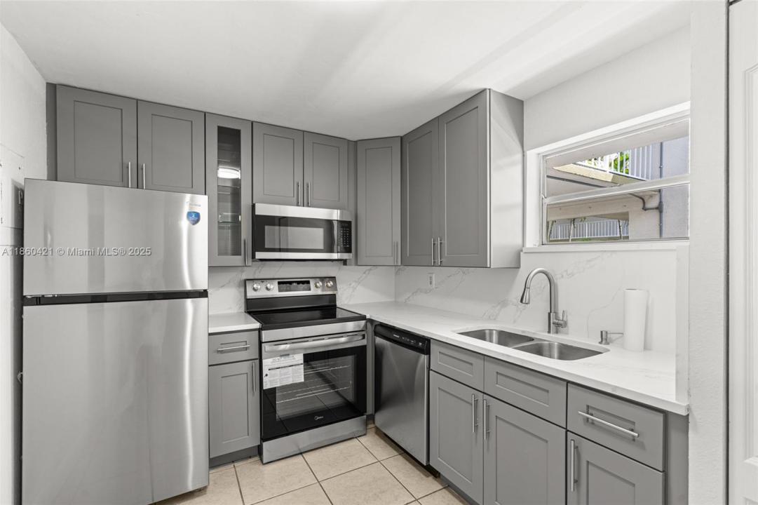 4215 N University Dr 203, Sunrise, Floride 33351, États-Unis