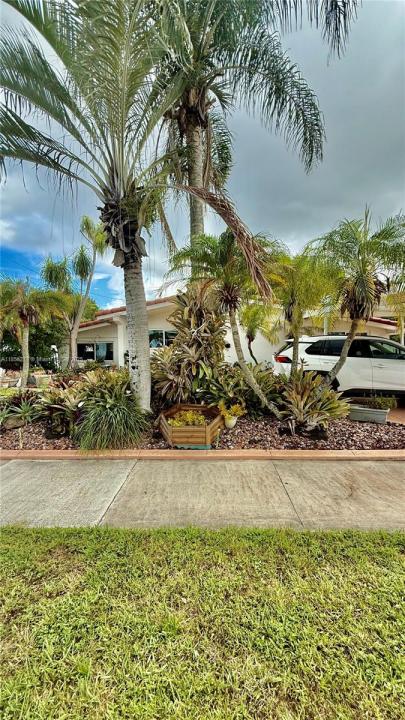 2500 NE 209th Ter, Miami, Флорида 33180, Соединенные Штаты