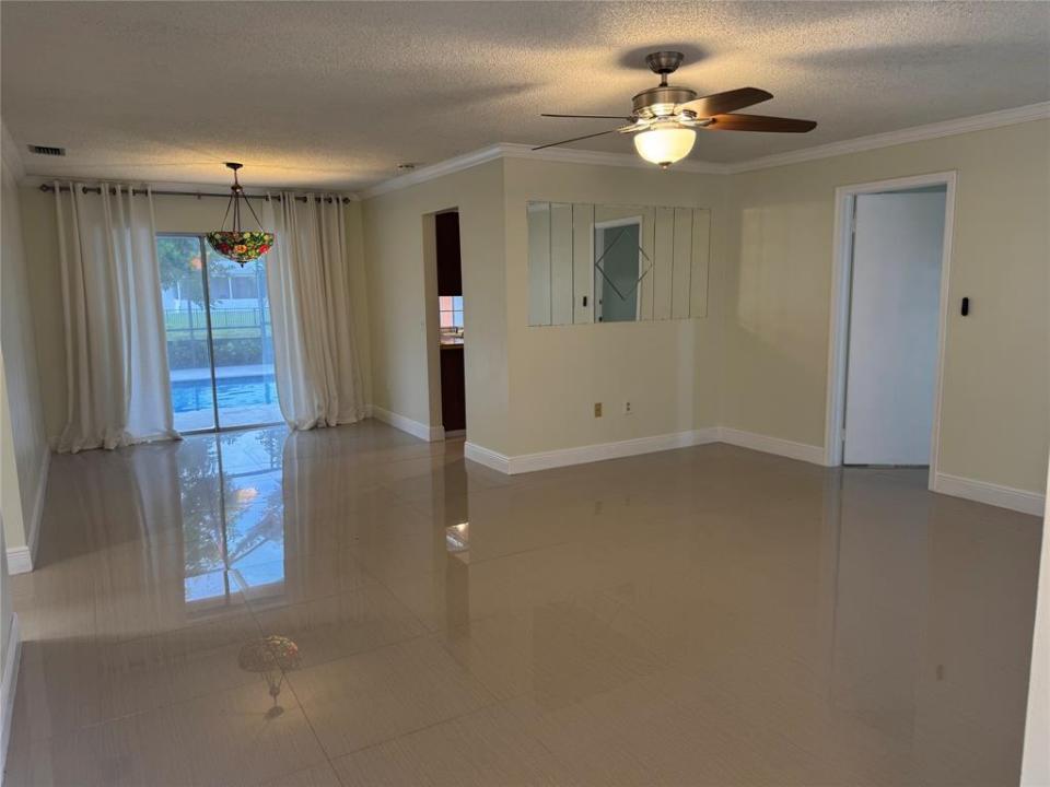 9691 NW 24th Ct, Sunrise, Flórida 33322, Estados Unidos