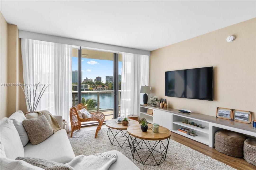 10201 E Bay Harbor Dr 304, Bay Harbor Islands, 플로리다 33154, 미국