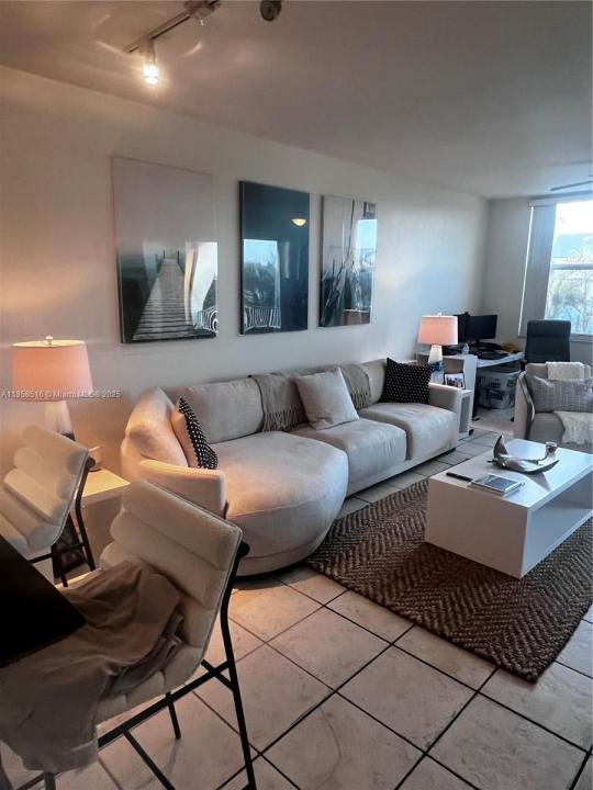 806 E Windward Way 209, Lantana, Флорида 33462, Соединенные Штаты