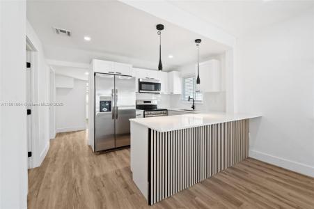 1726 NW 63rd St, Miami, Florida 33147, USA